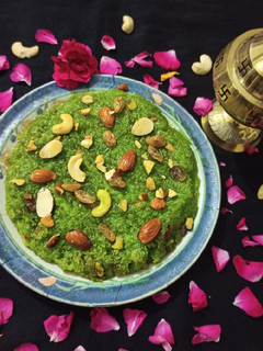 દૂધી નો હલવો (Dudhi No Halwo Recipe in Gujarati) રેસીપી મુખ્ય ફોટો