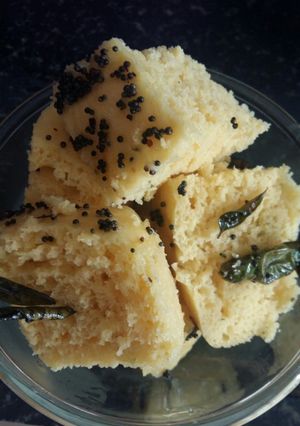 A picture of Besan ka Dhokla.