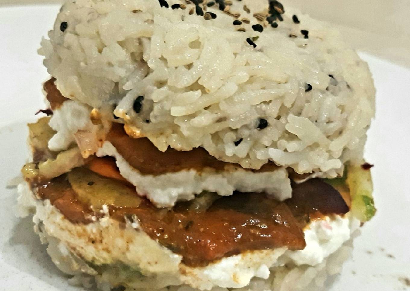 Veg sushi burger