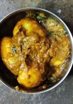 নিরামিষ আলুর দম (niramish aloor dum recipe in bengali) রেসিপির প্রধান ছবি