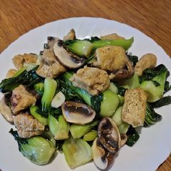 A picture of Sauteed Bakchoy.