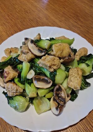 A picture of Sauteed Bakchoy.