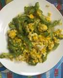 Mướp đắng xào trứng