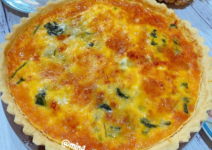 Cheesy Spinach Quiche