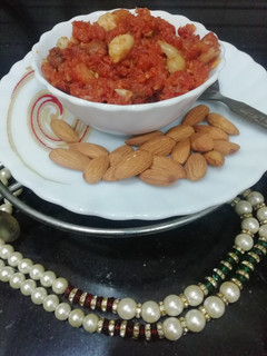 A picture of Instant Carrot Halwa.