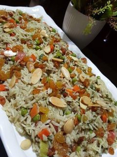صورة لوصفة رز بالخضار واللحمه المفرومه