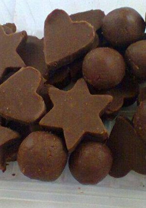 A picture of Homemade chocolate.