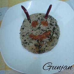 A picture of Urad dal khichdi.