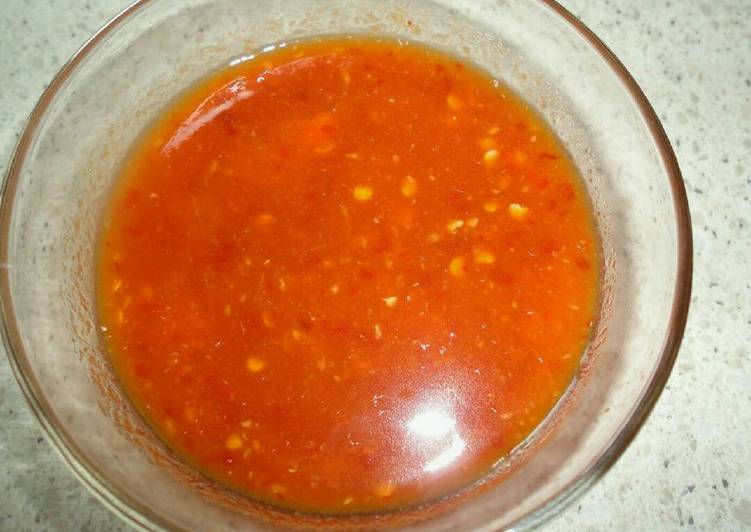 Step-by-Step Guide to Prepare Quick Momos wali red chutney