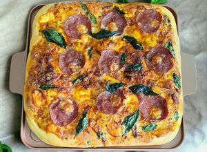 Foto resep Pizza Salami & Basil 🍕🍖🍃
