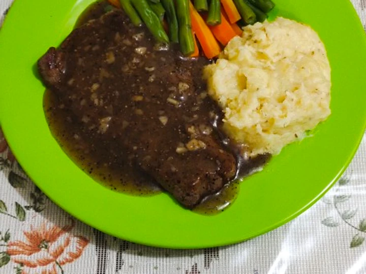 Cara Gampang Membikin Resep Sirloin Steak with Black Pepper Sauce (Teflon) yang Bisa Manjain Lidah Anti Ribet, Bikin Ngiler