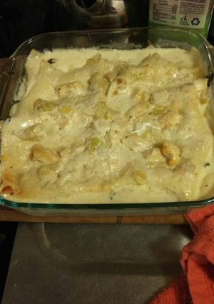 Una foto de Lasagna de pollo y poro