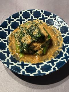 日式小菜ー芝麻拌小松菜 的食譜成品照片