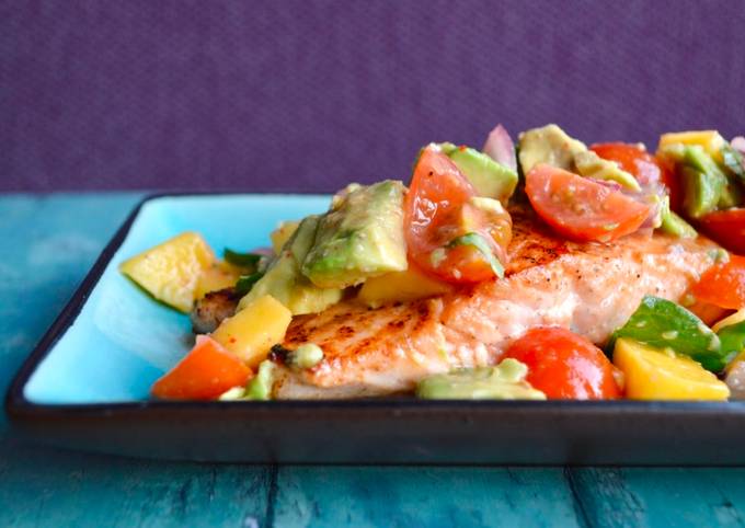 Simple Way to Make Ultimate Avocado Salsa Salmon