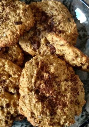 Una foto de Galletitas de avena y chocó!