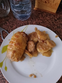 Una foto de Pollo relleno asado