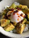 Avocado Rice Bowl with Garlic Sesame Sauce