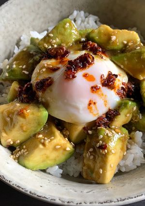 A picture of Avocado Rice Bowl with Garlic Sesame Sauce.