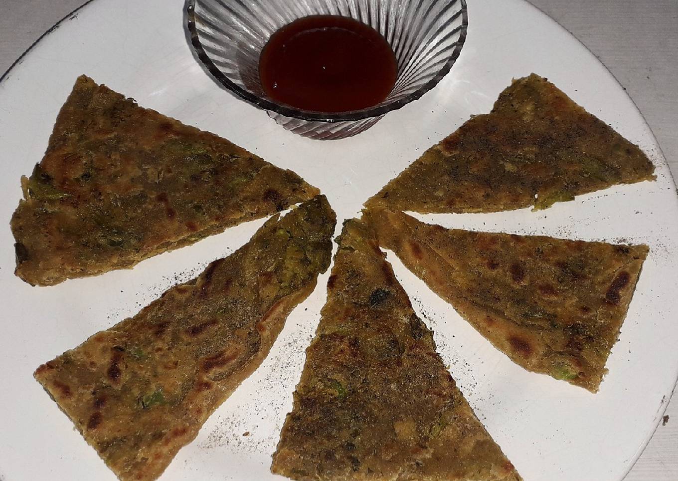 Gobhi Paratha | Cauliflower Stuffed Flat Bread
