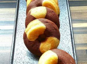 Une photo de Donuts marbrés