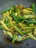 Kairi Bhindi (Okra with raw mango)