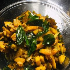 A picture of Tender plantain garlic pepper fry.