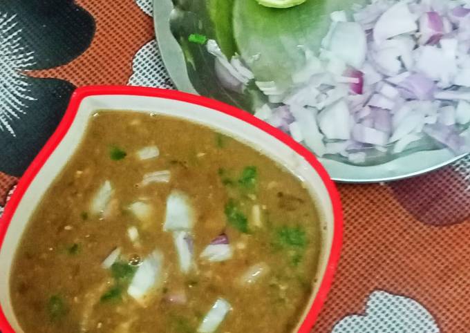 Yummy Food Mexican Cuisine Black chickpeas soup