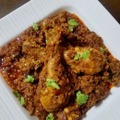 A picture of Mangalorean chicken sukka.