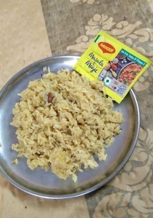 वेजिटेबल पुलाव (Vegetable pulao recipe in hindi) रेसिपी मुख्य फोटो
