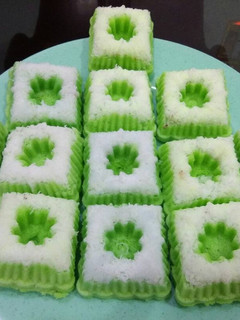 Foto resep Kue putu ayu(pasta pandan)