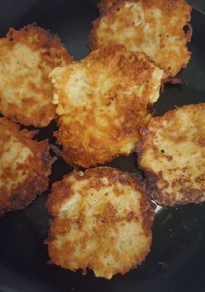 A picture of Placki Polish potato pancakes.