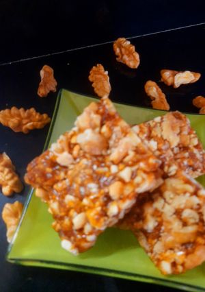 A picture of Coffee Walnut chikki.
