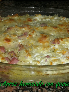 Una foto de Arroz horneado con queso