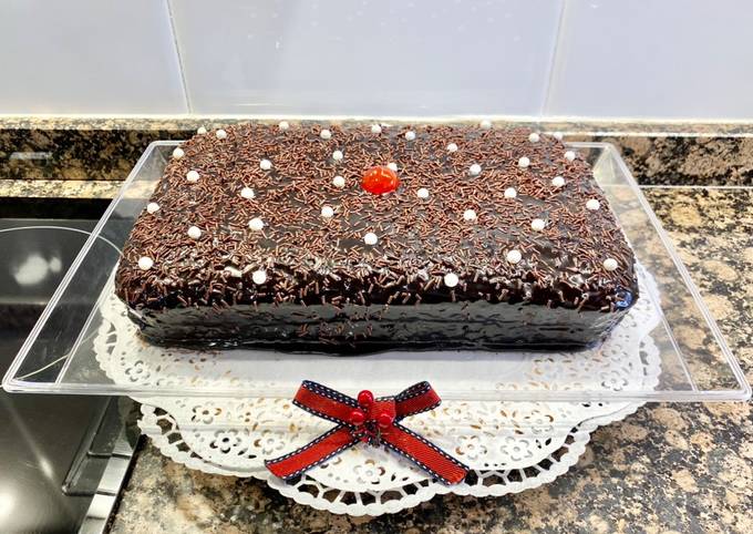 Pastel borracho de zanahoria con relleno y cobertura de chocolate negro  Receta de javilowin@ Cookpad