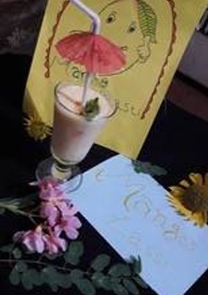 A picture of Mango lassi.