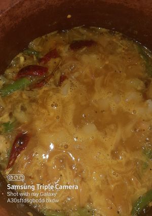 A picture of Poori curry.
