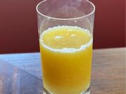 Una foto de smoothies de melon