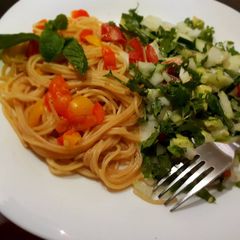 A picture of Spaghetti with kachumbari.