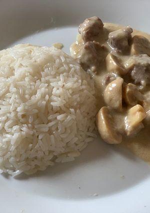 Una foto de Strogonoff de carne 😋