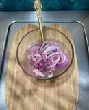 Cebollas Desflemadas con Sal de Grano y Pimienta Molida