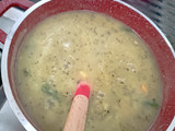 شوربه سهله ولذيذه😋🤤