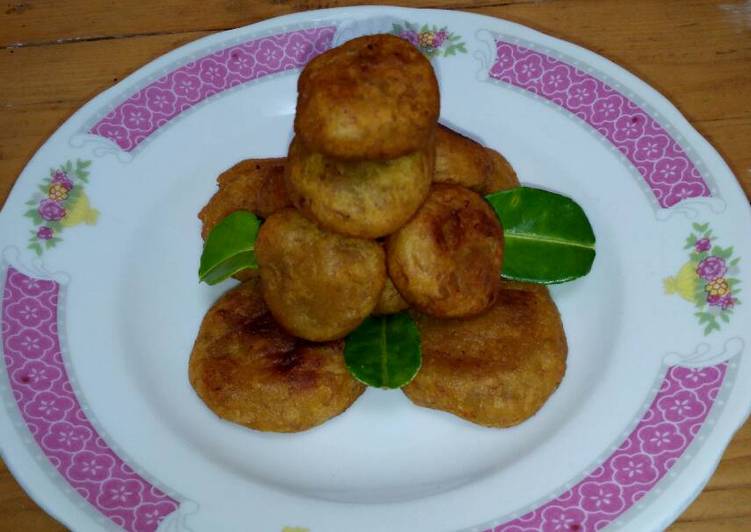 Cengkodok pisang telo (ubi)