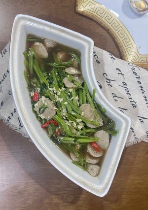 Foto resep Cah Kangkung Bakso Lada Hitam