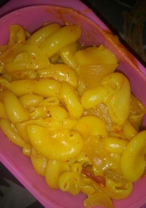 A picture of Mecroni.