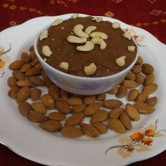 A picture of Chestnut halwa.