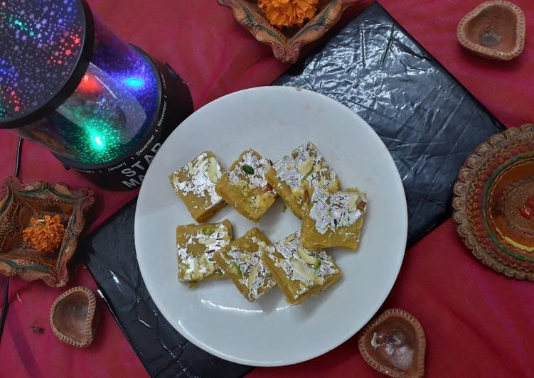 Recipe of Quick Besan ki burfi