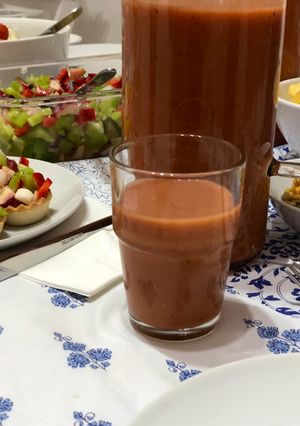 Foto principal de Gazpacho con frutas de verano