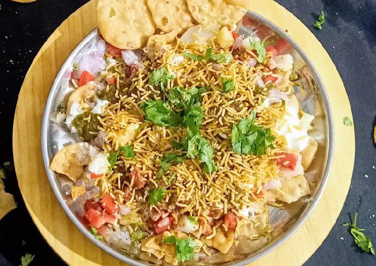 Steps to Make Any-night-of-the-week Sprouts Papdi chaat