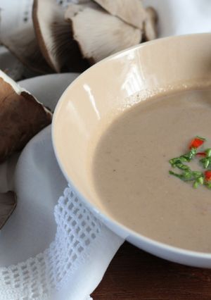 Foto de Sopa de Castanhas com Cogumelos