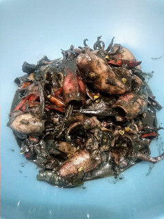 Foto resep Cumi item andalan mamah